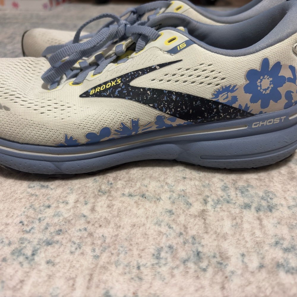 Brooks limited edition ghost 15 shoes